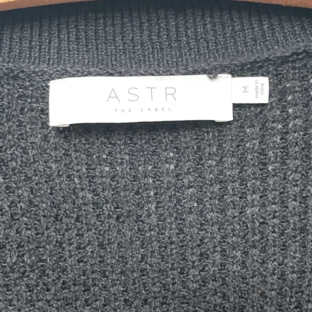 ASTR the label Stephanie Sweater, Black Sz M - Picture 5 of 7